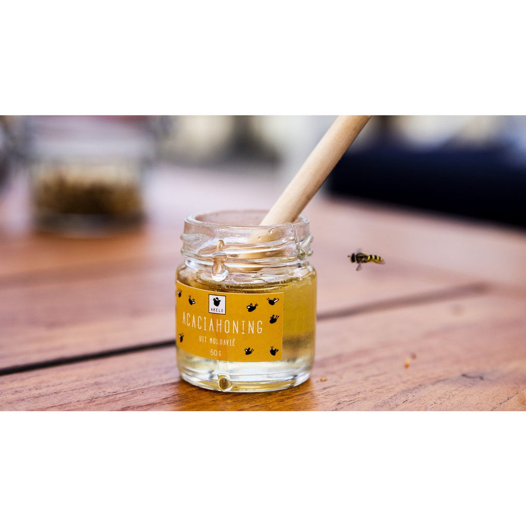 Mini honey jar with spoon